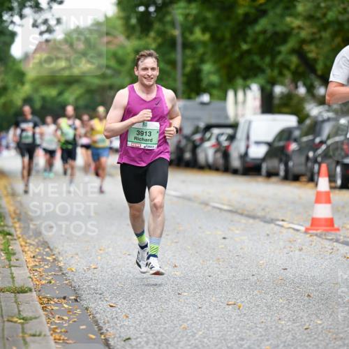 21.09.2025 - PSD Bank Halbmarathon Dr. Thomas Lammeyer http://msf.ph/oto/8916864 21.09.2025 10:31:33 Laufen 3913, 1838 meine-sportfotos.de