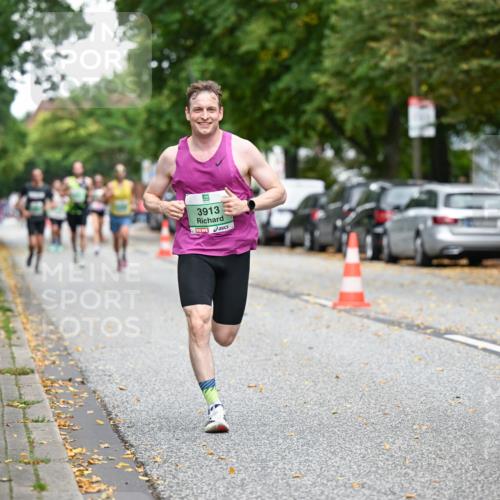 21.09.2025 - PSD Bank Halbmarathon Dr. Thomas Lammeyer http://msf.ph/oto/8916873 21.09.2025 10:31:34 Laufen 3913, 1838 meine-sportfotos.de