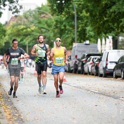 21.09.2025 - PSD Bank Halbmarathon Dr. Thomas Lammeyer http://msf.ph/oto/8916883 21.09.2025 10:31:37 Laufen 1849, 1471, 1178 meine-sportfotos.de