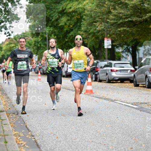 21.09.2025 - PSD Bank Halbmarathon Dr. Thomas Lammeyer http://msf.ph/oto/8916904 21.09.2025 10:31:41 Laufen 1849, 1471, 1178 meine-sportfotos.de