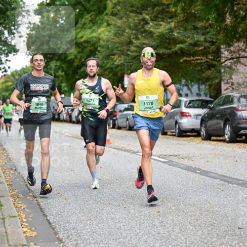 21.09.2025 - PSD Bank Halbmarathon Dr. Thomas Lammeyer http://msf.ph/oto/8916912 21.09.2025 10:31:42 Laufen 1849, 1471, 1178 meine-sportfotos.de