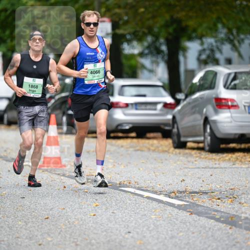 21.09.2025 - PSD Bank Halbmarathon Dr. Thomas Lammeyer http://msf.ph/oto/8917090 21.09.2025 10:32:25 Laufen 1868, 4066 meine-sportfotos.de