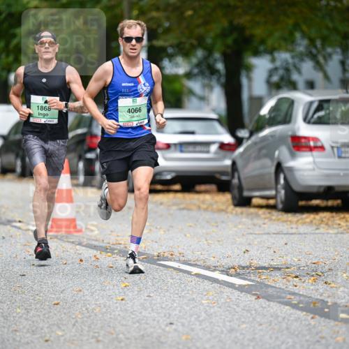 21.09.2025 - PSD Bank Halbmarathon Dr. Thomas Lammeyer http://msf.ph/oto/8917091 21.09.2025 10:32:25 Laufen 1868, 4066 meine-sportfotos.de