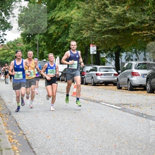 21.09.2025 - PSD Bank Halbmarathon Dr. Thomas Lammeyer http://msf.ph/oto/8917132 21.09.2025 10:32:35 Laufen 1781, 1782, 19 meine-sportfotos.de
