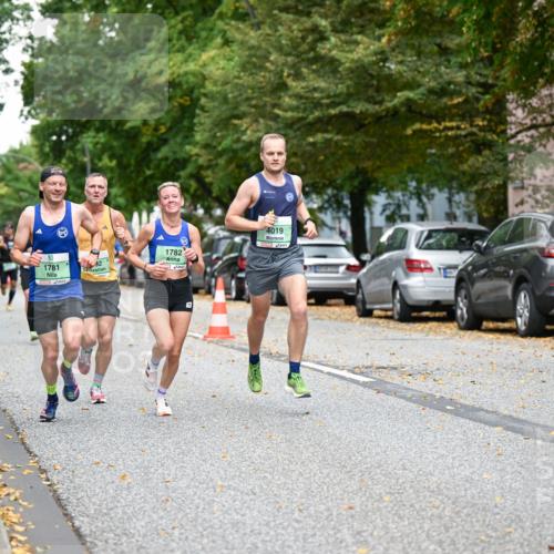 21.09.2025 - PSD Bank Halbmarathon Dr. Thomas Lammeyer http://msf.ph/oto/8917137 21.09.2025 10:32:36 Laufen 1782, 1781, 4019 meine-sportfotos.de