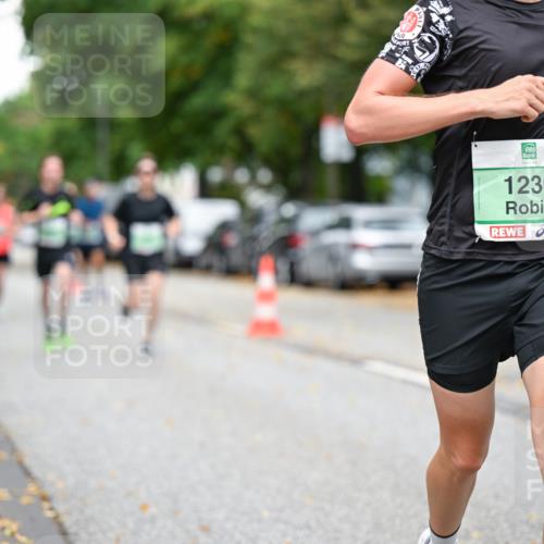 21.09.2025 - PSD Bank Halbmarathon Dr. Thomas Lammeyer http://msf.ph/oto/8917204 21.09.2025 10:32:49 Laufen 1910, 1236 meine-sportfotos.de