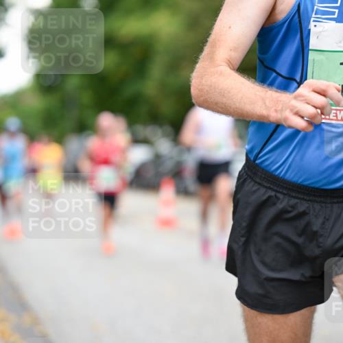 21.09.2025 - PSD Bank Halbmarathon Dr. Thomas Lammeyer http://msf.ph/oto/8917275 21.09.2025 10:33:03 Laufen 1325 meine-sportfotos.de