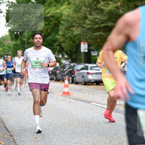 21.09.2025 - PSD Bank Halbmarathon Dr. Thomas Lammeyer http://msf.ph/oto/8917300 21.09.2025 10:33:08 Laufen 1972, 1863 meine-sportfotos.de