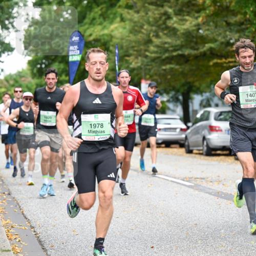 21.09.2025 - PSD Bank Halbmarathon Dr. Thomas Lammeyer http://msf.ph/oto/8917359 21.09.2025 10:33:19 Laufen 1920, 30, 1978, 889, 1407 meine-sportfotos.de