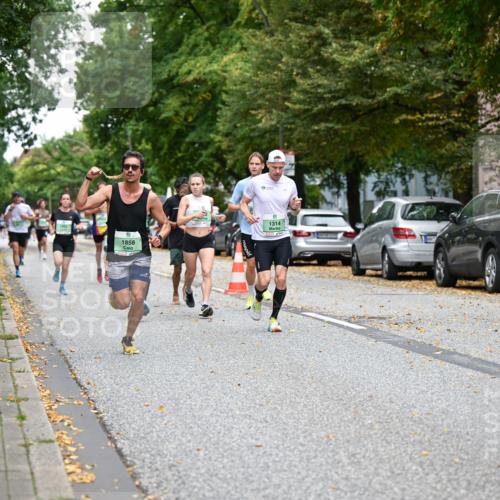21.09.2025 - PSD Bank Halbmarathon Dr. Thomas Lammeyer http://msf.ph/oto/8917432 21.09.2025 10:33:32 Laufen 1852, 1858, 1314, 4435 meine-sportfotos.de