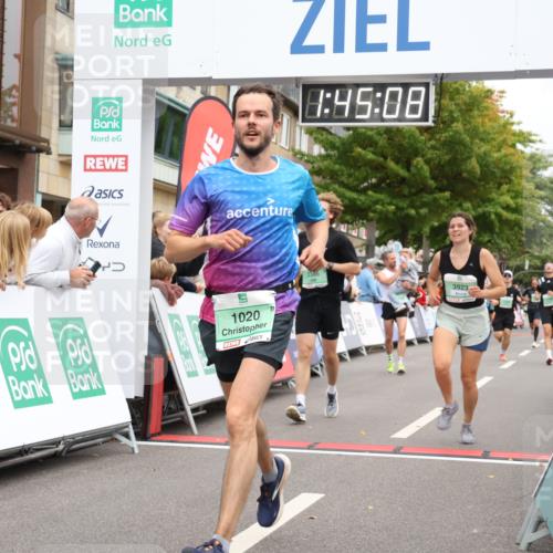 21.09.2025 - PSD Bank Halbmarathon Strokosch-Dieckow http://msf.ph/oto/8917582 21.09.2025 11:44:32 Ziel 1020, 1743, 1966, 1997, 2173, 2184, 2386, 3923, 4057 meine-sportfotos.de