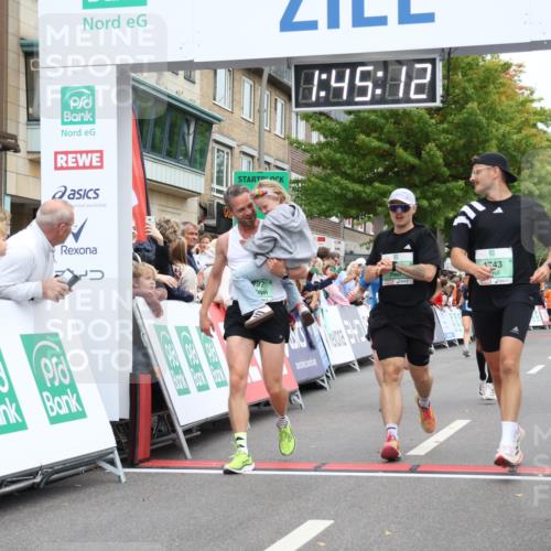 21.09.2025 - PSD Bank Halbmarathon Strokosch-Dieckow http://msf.ph/oto/8917605 21.09.2025 11:44:36 Ziel 1020, 1743, 1839, 1966, 1997, 2184, 2188, 2351, 2386, 3923 meine-sportfotos.de