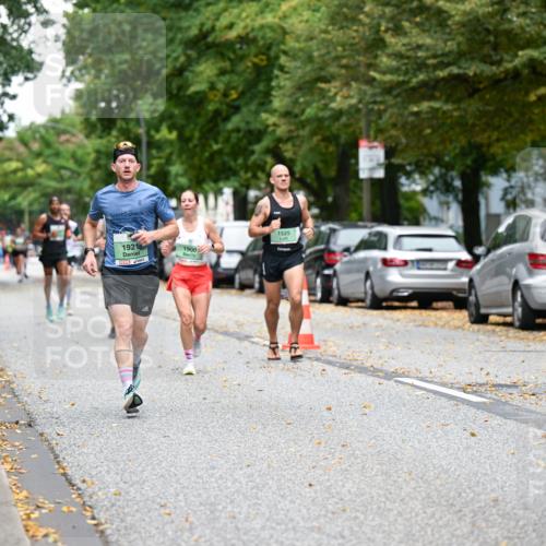 21.09.2025 - PSD Bank Halbmarathon Dr. Thomas Lammeyer http://msf.ph/oto/8917632 21.09.2025 10:34:02 Laufen 1921, 1900, 1525, 1935 meine-sportfotos.de