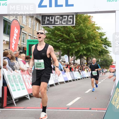 21.09.2025 - PSD Bank Halbmarathon Strokosch-Dieckow http://msf.ph/oto/8917648 21.09.2025 11:44:48 Ziel 1798, 2303, 2308 meine-sportfotos.de