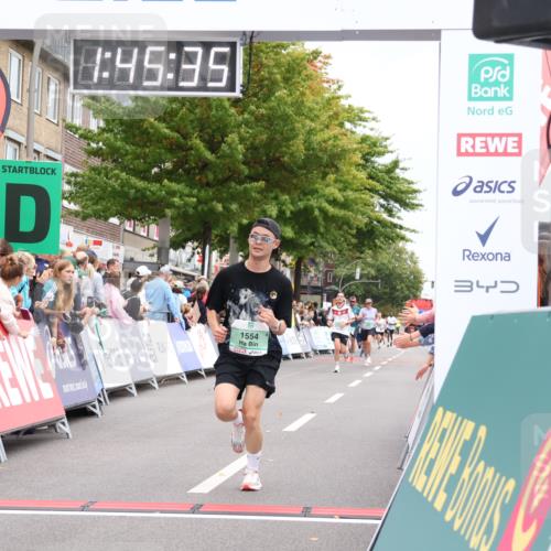 21.09.2025 - PSD Bank Halbmarathon Strokosch-Dieckow http://msf.ph/oto/8917673 21.09.2025 11:44:58 Ziel 1554, 2303 meine-sportfotos.de