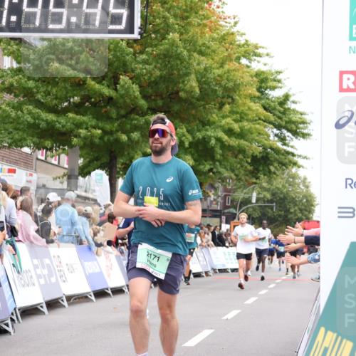 21.09.2025 - PSD Bank Halbmarathon Strokosch-Dieckow http://msf.ph/oto/8917705 21.09.2025 11:45:08 Ziel 1728, 2171, 2605, 3925 meine-sportfotos.de