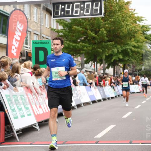 21.09.2025 - PSD Bank Halbmarathon Strokosch-Dieckow http://msf.ph/oto/8917812 21.09.2025 11:45:27 Ziel 1123, 2136, 2139, 2501, 2606, 3024 meine-sportfotos.de
