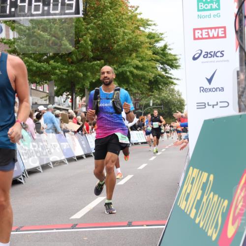 21.09.2025 - PSD Bank Halbmarathon Strokosch-Dieckow http://msf.ph/oto/8917835 21.09.2025 11:45:32 Ziel 1023, 2139, 2143, 2606, 3024 meine-sportfotos.de