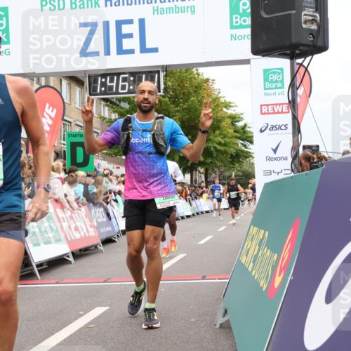 21.09.2025 - PSD Bank Halbmarathon Strokosch-Dieckow http://msf.ph/oto/8917844 21.09.2025 11:45:34 Ziel 1023, 1041, 2139, 2143, 2606, 2939 meine-sportfotos.de