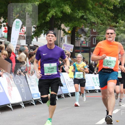 21.09.2025 - PSD Bank Halbmarathon Strokosch-Dieckow http://msf.ph/oto/8917876 21.09.2025 11:45:45 Ziel 1041, 1049, 2261, 2939 meine-sportfotos.de