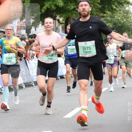21.09.2025 - PSD Bank Halbmarathon Strokosch-Dieckow http://msf.ph/oto/8917895 21.09.2025 11:45:49 Ziel 1049, 1534, 2261, 2292, 2409, 2483, 3173 meine-sportfotos.de