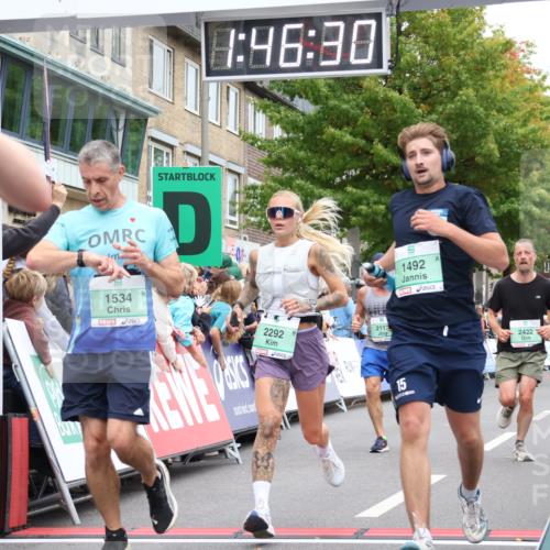21.09.2025 - PSD Bank Halbmarathon Strokosch-Dieckow http://msf.ph/oto/8917910 21.09.2025 11:45:54 Ziel 1049, 1534, 2117, 2261, 2292, 2409, 2422, 2483, 3173 meine-sportfotos.de