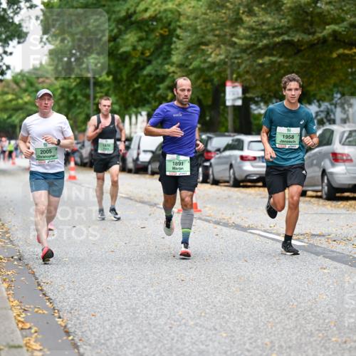 21.09.2025 - PSD Bank Halbmarathon Dr. Thomas Lammeyer http://msf.ph/oto/8917956 21.09.2025 10:34:41 Laufen 2005, 1870, 1891, 1958 meine-sportfotos.de