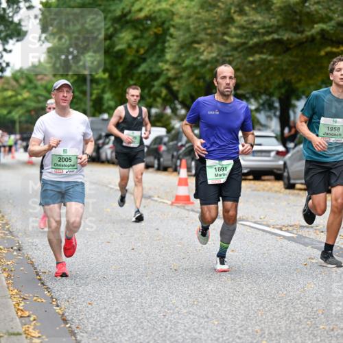 21.09.2025 - PSD Bank Halbmarathon Dr. Thomas Lammeyer http://msf.ph/oto/8917963 21.09.2025 10:34:42 Laufen 2005, 1891, 1958 meine-sportfotos.de