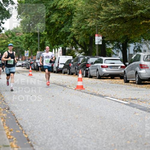 21.09.2025 - PSD Bank Halbmarathon Dr. Thomas Lammeyer http://msf.ph/oto/8918005 21.09.2025 10:34:47 Laufen 2050, 1971, 21, 09, 2 meine-sportfotos.de