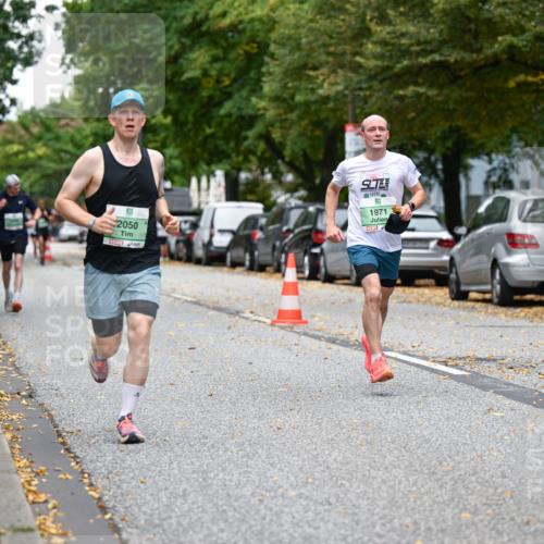 21.09.2025 - PSD Bank Halbmarathon Dr. Thomas Lammeyer http://msf.ph/oto/8918036 21.09.2025 10:34:51 Laufen 2050, 1971 meine-sportfotos.de