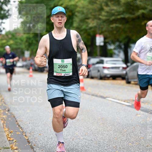 21.09.2025 - PSD Bank Halbmarathon Dr. Thomas Lammeyer http://msf.ph/oto/8918048 21.09.2025 10:34:52 Laufen 2050, 1971 meine-sportfotos.de