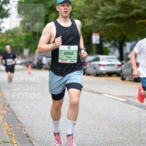 21.09.2025 - PSD Bank Halbmarathon Dr. Thomas Lammeyer http://msf.ph/oto/8918050 21.09.2025 10:34:52 Laufen 2050, 1971 meine-sportfotos.de