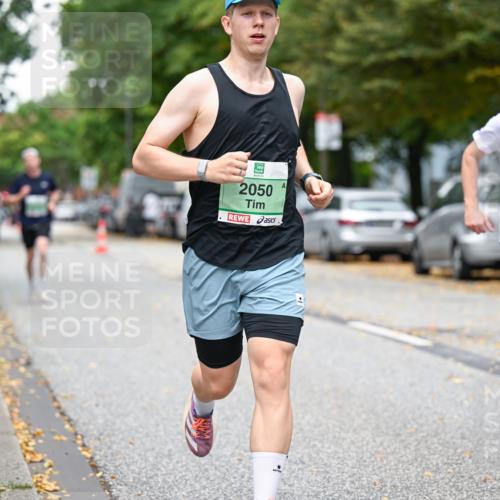 21.09.2025 - PSD Bank Halbmarathon Dr. Thomas Lammeyer http://msf.ph/oto/8918051 21.09.2025 10:34:52 Laufen 2050, 1971 meine-sportfotos.de