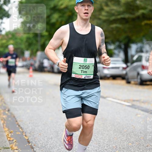21.09.2025 - PSD Bank Halbmarathon Dr. Thomas Lammeyer http://msf.ph/oto/8918052 21.09.2025 10:34:52 Laufen 2050, 1971 meine-sportfotos.de