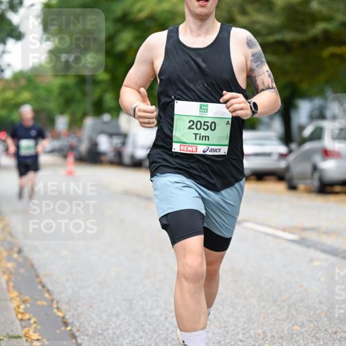 21.09.2025 - PSD Bank Halbmarathon Dr. Thomas Lammeyer http://msf.ph/oto/8918054 21.09.2025 10:34:53 Laufen 2050, 1971 meine-sportfotos.de