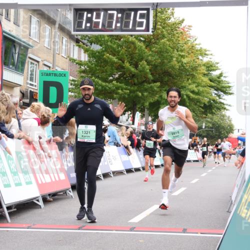 21.09.2025 - PSD Bank Halbmarathon Strokosch-Dieckow http://msf.ph/oto/8918095 21.09.2025 11:46:39 Ziel 1321, 1583, 2791, 2919, 3630 meine-sportfotos.de