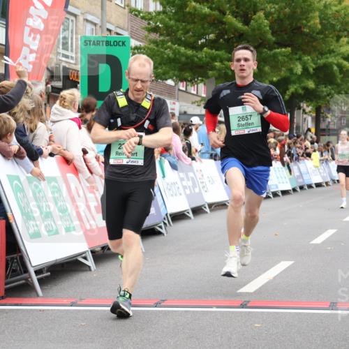 21.09.2025 - PSD Bank Halbmarathon Strokosch-Dieckow http://msf.ph/oto/8918137 21.09.2025 11:46:47 Ziel 1321, 1583, 2112, 2155, 2391, 2657, 2919 meine-sportfotos.de