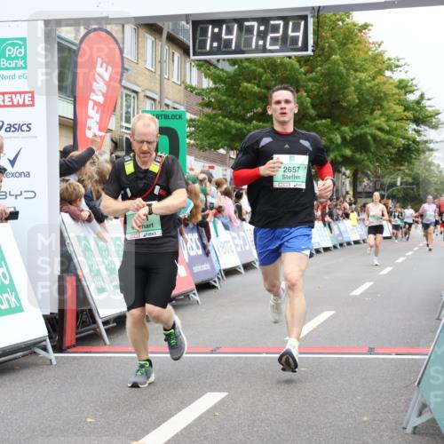 21.09.2025 - PSD Bank Halbmarathon Strokosch-Dieckow http://msf.ph/oto/8918140 21.09.2025 11:46:47 Ziel 1321, 1583, 2112, 2155, 2391, 2657, 2919 meine-sportfotos.de