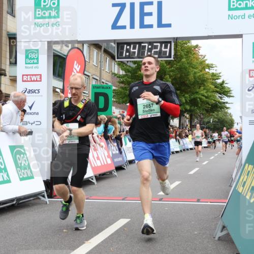 21.09.2025 - PSD Bank Halbmarathon Strokosch-Dieckow http://msf.ph/oto/8918143 21.09.2025 11:46:47 Ziel 1321, 1583, 2112, 2155, 2391, 2657, 2919 meine-sportfotos.de