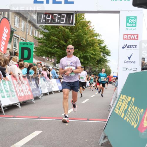 21.09.2025 - PSD Bank Halbmarathon Strokosch-Dieckow http://msf.ph/oto/8918174 21.09.2025 11:46:54 Ziel 1601, 1956, 2155, 2391, 2657, 3102 meine-sportfotos.de