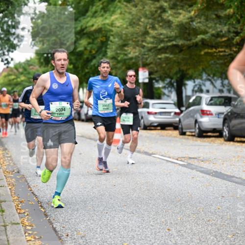 21.09.2025 - PSD Bank Halbmarathon Dr. Thomas Lammeyer http://msf.ph/oto/8918224 21.09.2025 10:35:20 Laufen 2034, 3907, 1928, 1060 meine-sportfotos.de