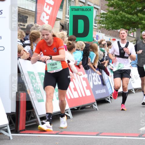 21.09.2025 - PSD Bank Halbmarathon Strokosch-Dieckow http://msf.ph/oto/8918254 21.09.2025 11:47:07 Ziel 1368, 1465, 1582, 1810, 1993, 2070, 2078, 2478, 2634, 3078 meine-sportfotos.de