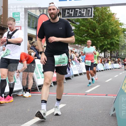 21.09.2025 - PSD Bank Halbmarathon Strokosch-Dieckow http://msf.ph/oto/8918283 21.09.2025 11:47:11 Ziel 1368, 1965, 1993, 2070, 2078, 2478, 3078 meine-sportfotos.de