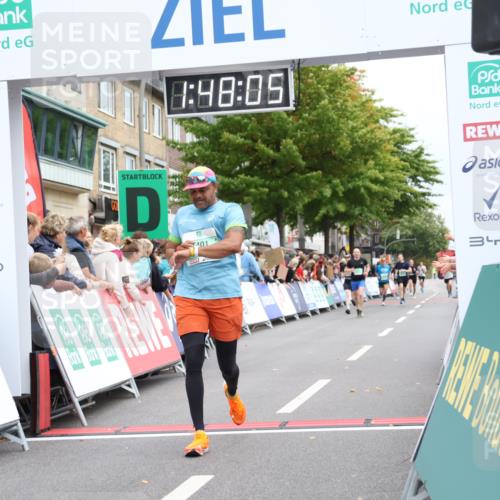 21.09.2025 - PSD Bank Halbmarathon Strokosch-Dieckow http://msf.ph/oto/8918322 21.09.2025 11:47:28 Ziel 1401, 2232 meine-sportfotos.de