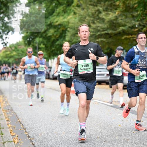 21.09.2025 - PSD Bank Halbmarathon Dr. Thomas Lammeyer http://msf.ph/oto/8918421 21.09.2025 10:35:45 Laufen 1996, 1185, 2035 meine-sportfotos.de