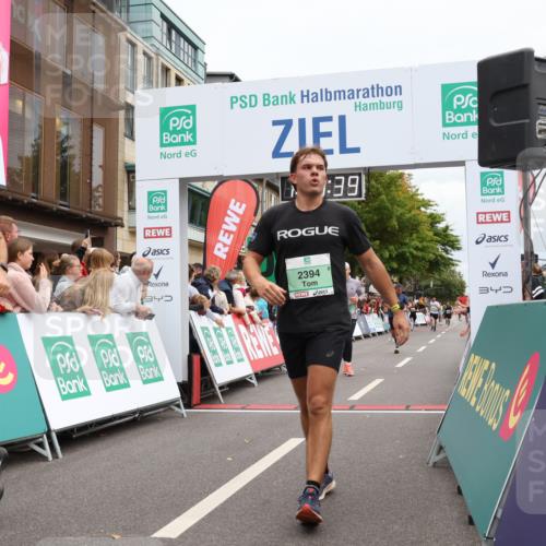 21.09.2025 - PSD Bank Halbmarathon Strokosch-Dieckow http://msf.ph/oto/8918437 21.09.2025 11:48:02 Ziel 1081, 1962, 2193, 2233, 2394, 2725 meine-sportfotos.de