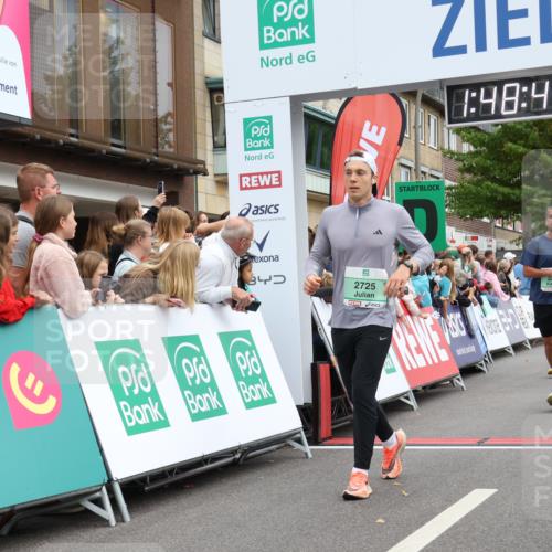 21.09.2025 - PSD Bank Halbmarathon Strokosch-Dieckow http://msf.ph/oto/8918452 21.09.2025 11:48:05 Ziel 1081, 1412, 1962, 2193, 2233, 2394, 2725, 4054 meine-sportfotos.de