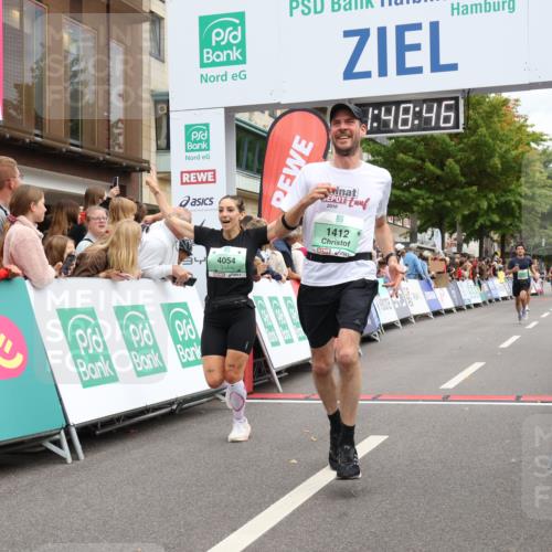 21.09.2025 - PSD Bank Halbmarathon Strokosch-Dieckow http://msf.ph/oto/8918483 21.09.2025 11:48:10 Ziel 1081, 1412, 2230, 2233, 2725, 4054 meine-sportfotos.de
