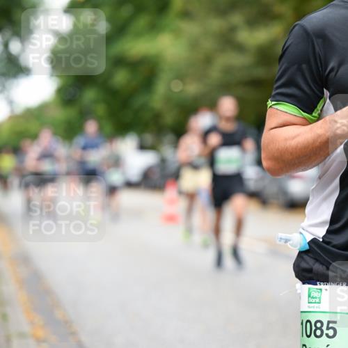 21.09.2025 - PSD Bank Halbmarathon Dr. Thomas Lammeyer http://msf.ph/oto/8918497 21.09.2025 10:35:56 Laufen 1945, 1085 meine-sportfotos.de