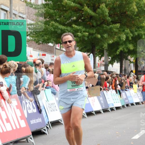 21.09.2025 - PSD Bank Halbmarathon Strokosch-Dieckow http://msf.ph/oto/8918510 21.09.2025 11:48:16 Ziel 1067, 1412, 2230, 3926, 4054 meine-sportfotos.de